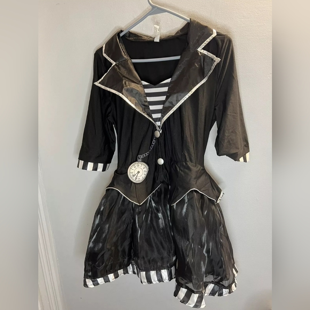Dark Mad Hatter Women's costume